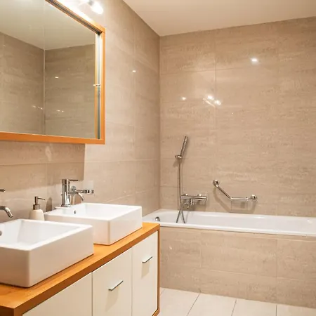 Apartment Fabulous Duplex 220 M2 City Center W/view Old Town *